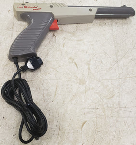 1985 Nintendo NES-005 Zapper for NES