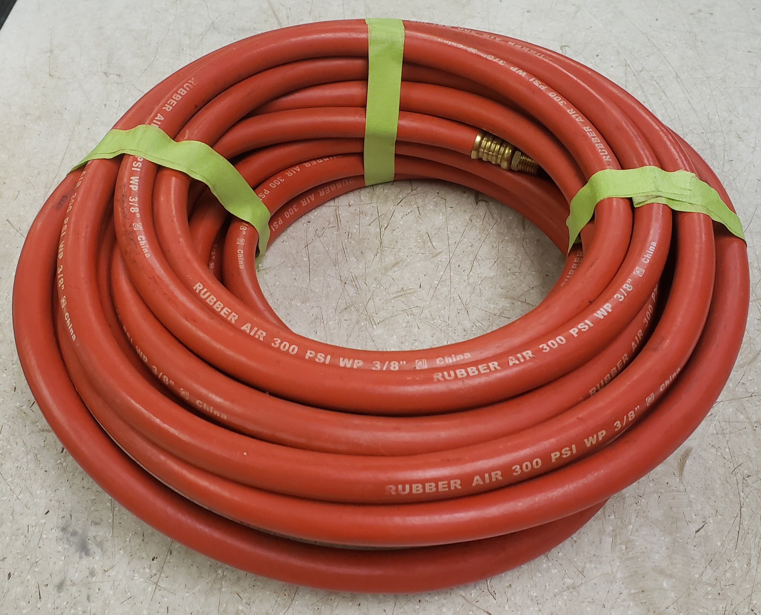 100' 300 PSI Heavy-Duty Air Hose