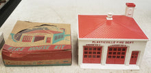 Load image into Gallery viewer, Vintage 1950s Plasticville FH-4 O-Gauge Train Set Fire House Kit with Box