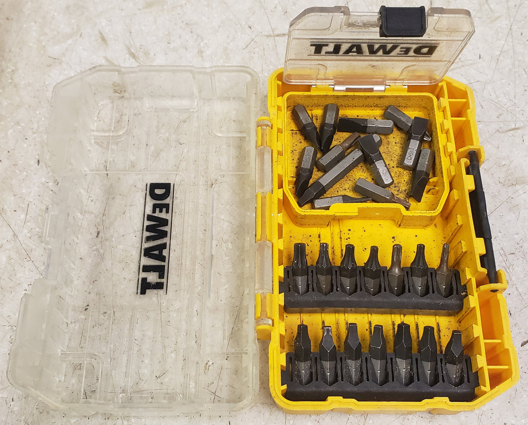 DeWALT 30-Piece Bit Set