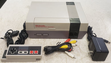 Nintendo Entertainment System NES Game Console with 2 Controllers