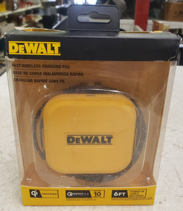 DeWALT 141 0476 DW2 Fast Wireless Charging Pad