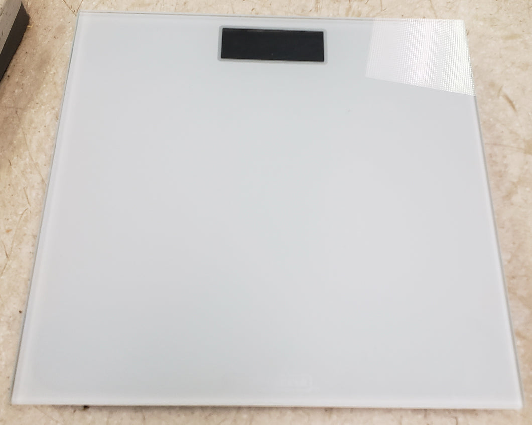 Black & Decker BD0020-WHT Tempered Glass Digital Bath Scale with Temperature Display