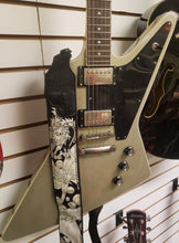 Load image into Gallery viewer, Epiphone Limited Edition Explorer Pro Electric Guitar with Locking Strap - TV Silver