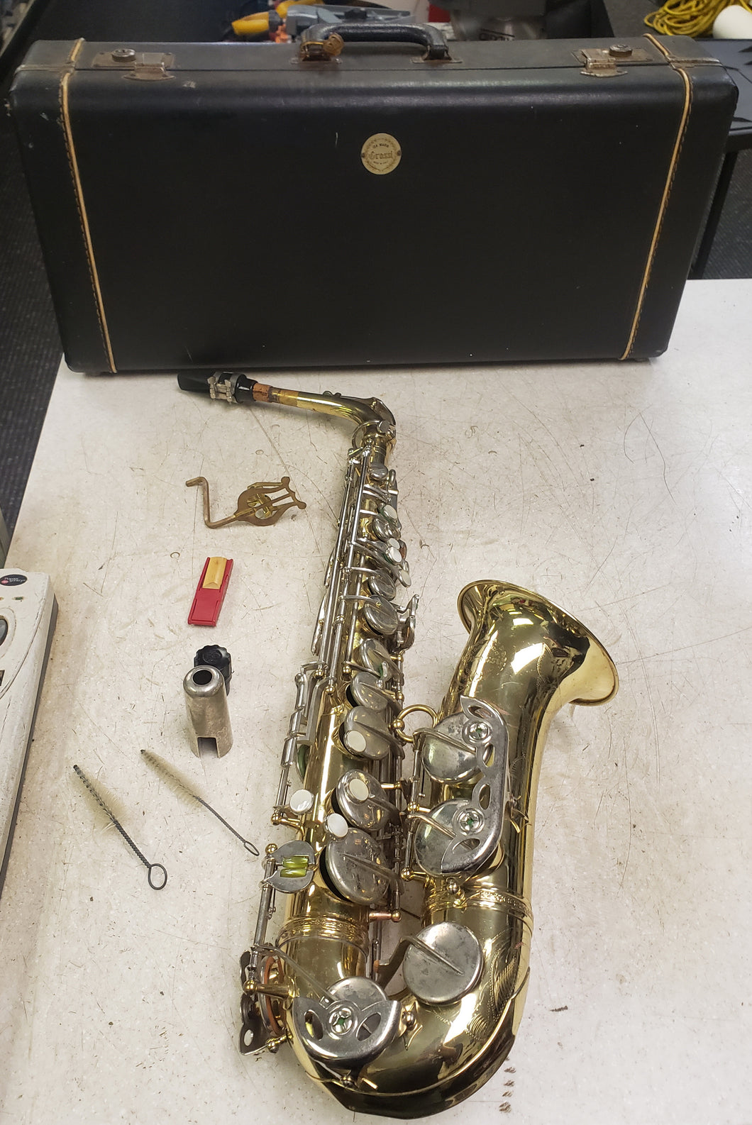 Vintage 1960s Grassi Model 2000 Alto Saxophone with Case