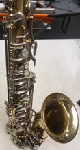 Load image into Gallery viewer, Vintage 1960s Grassi Model 2000 Alto Saxophone with Case