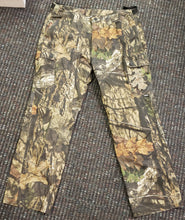 Load image into Gallery viewer, Gander Mountain Guide Series Mossy Oak Camo Pants - L (36-38)