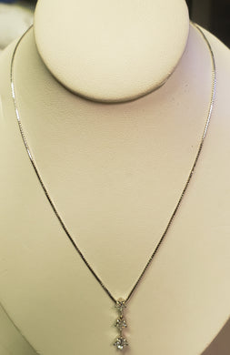 2.33 dwt 14K white gold 20