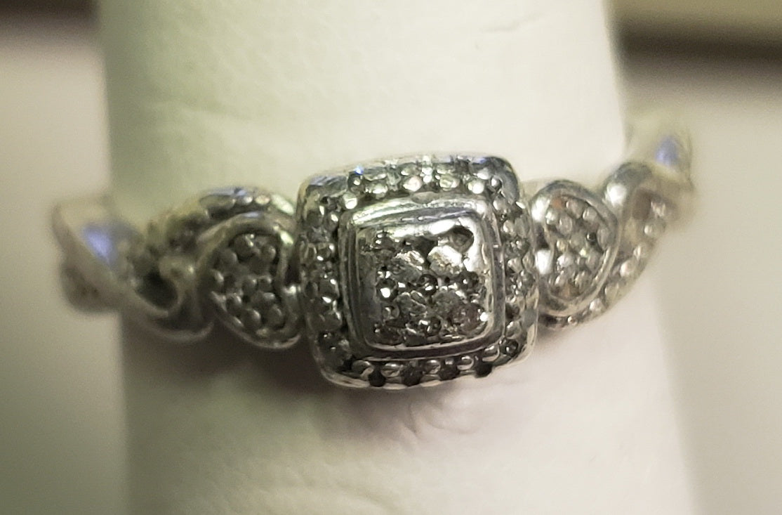 1.97 dwt sterling silver ring polished accents - size 7