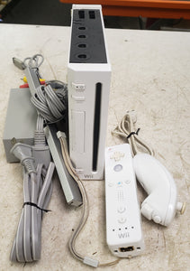 Nintendo Wii Console with Controller and Nunchuk - White