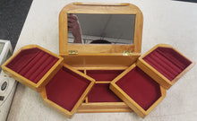 Load image into Gallery viewer, Vintage Mele Oak Jewelry Box