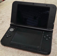 Load image into Gallery viewer, Nintendo 3DS XL Game Console - Red+Black