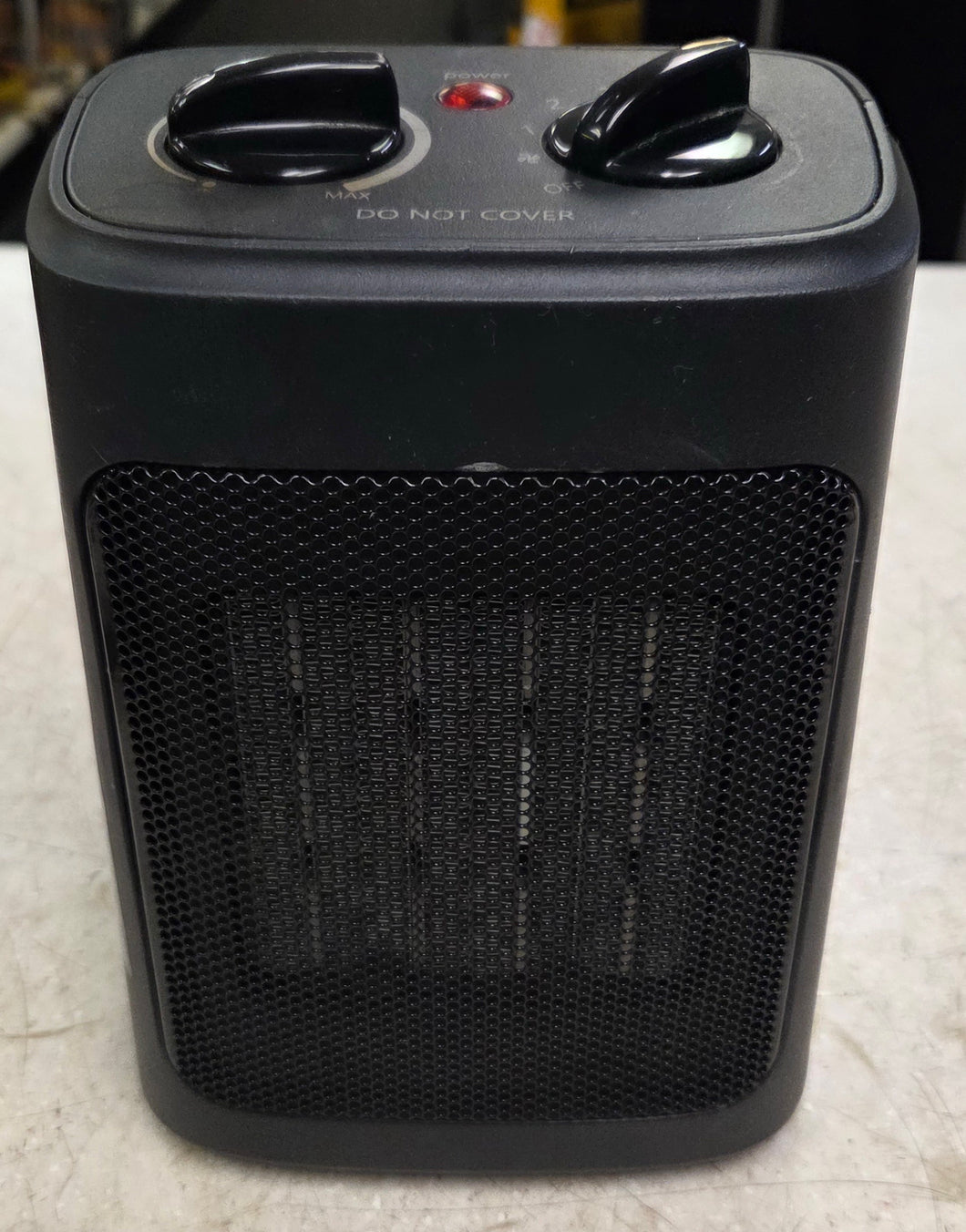 Mainstays WSH10C2ABB 1500W Ceramic Fan-Force Electric Space Heater - Black