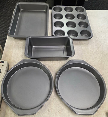 Amazon Basics 5-Piece  Nonstick Oven Bakeware Baking Set