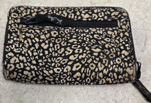 Load image into Gallery viewer, Vera Bradley Wallet - Black/Cream