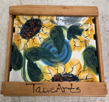 Load image into Gallery viewer, 1996 TableArts Debra Cherniawsky 7-1/2" Plate