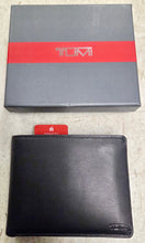 Load image into Gallery viewer, Tumi Nassau Global Removable Passcase RFID Blocking Men's Leather Bi-Fold Wallet - Black