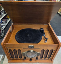 Load image into Gallery viewer, Vintage 1998 Thomas TPC-767 O Museum Series Radio/Cassette,Turntable Stereo