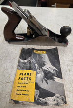 Load image into Gallery viewer, Vintage Stanley Bailey No. 3 Smoothing Plane with Manual