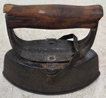 Load image into Gallery viewer, Vintage 19th Century Asbestos Sad Iron