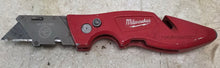 Load image into Gallery viewer, Milwaukee 48-22-1901 Fastback Utility Knife