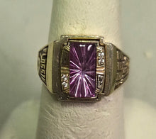 Load image into Gallery viewer, 4.14 dwt 10K 1963 gold class ring with rectangular starburst amethyst and 4 round diamonds - size 5.25
