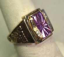 Load image into Gallery viewer, 4.14 dwt 10K 1963 gold class ring with rectangular starburst amethyst and 4 round diamonds - size 5.25