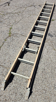 Werner 24' Black Tip Fiberglass Extension Ladder