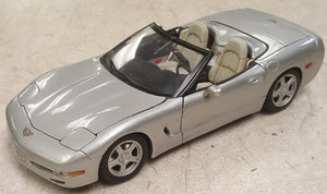 Maisto 1998 Corvette 1:18 Diecast Car - Silver