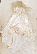Load image into Gallery viewer, Dynasty Doll Collection 18&quot; Porcelain Doll in Wedding Dress