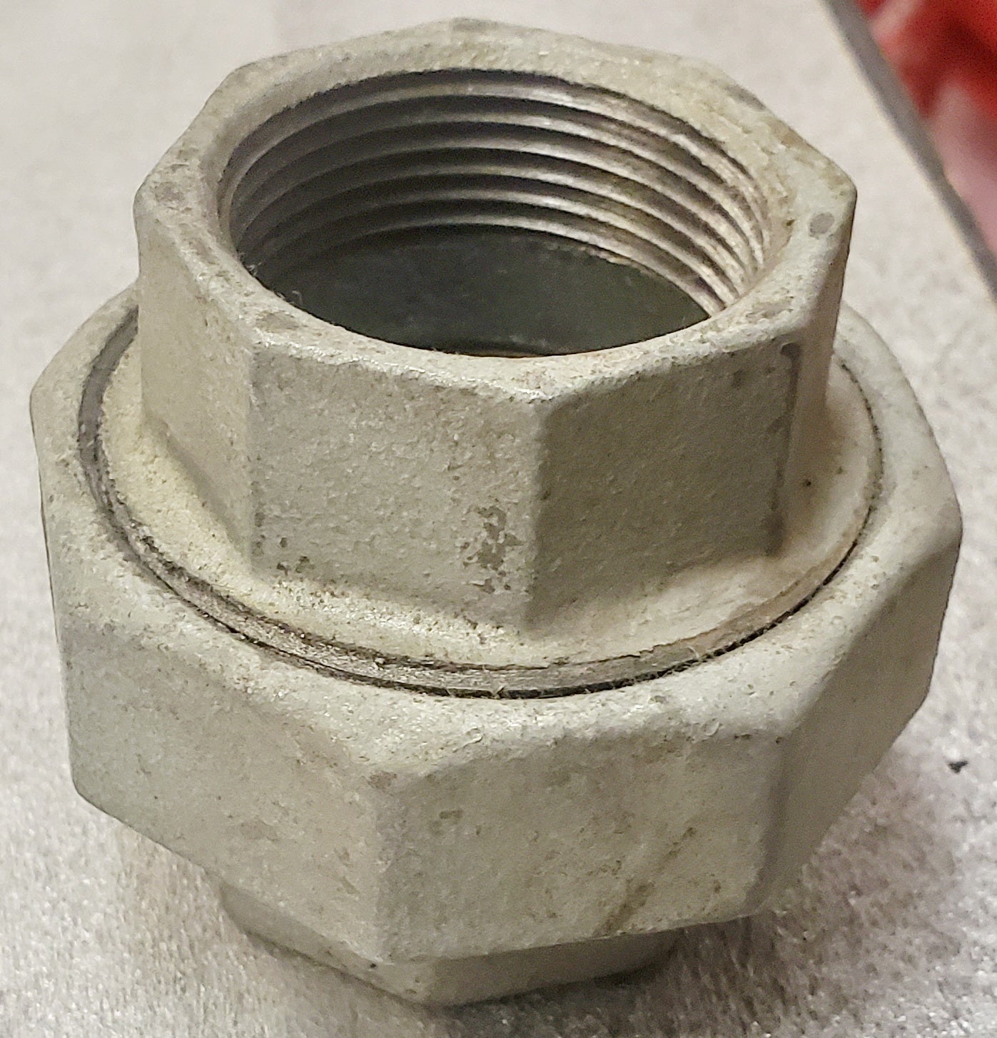 1-1/4" Galvanized Malleable Iron FPT x FPT Union