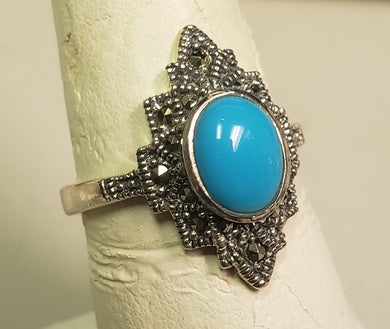 2.19 dwt .925 sterling silver ring with large oval blue gem - size 6.5