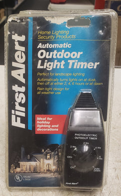 First Alert LS656 Automatic Outdoor Light Timer