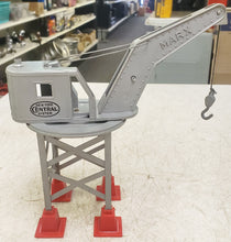 Load image into Gallery viewer, MARX New York Central System O Scale Crane (broken handle, 1 broken foot)